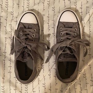 Converse women’s chucks